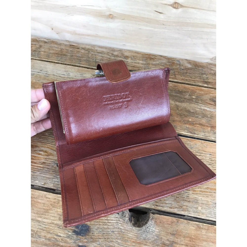 Vtg MCM Unique Brown Leather Wallet Clutch Peridot No. 007 Kiss Lock - Picture 6 of 11